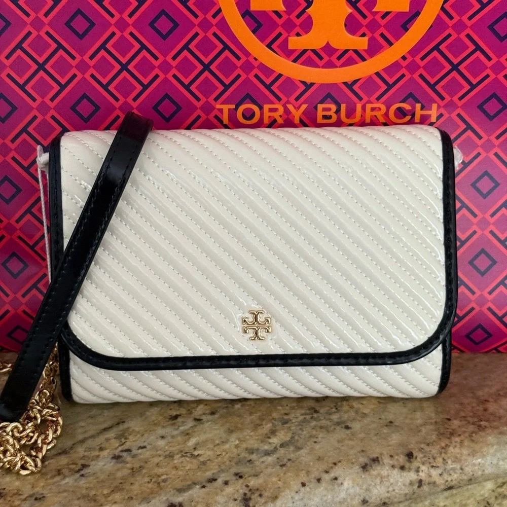 New 475! Emerson Patent Tory Burch light Cream and Black chain wallet crossbody
